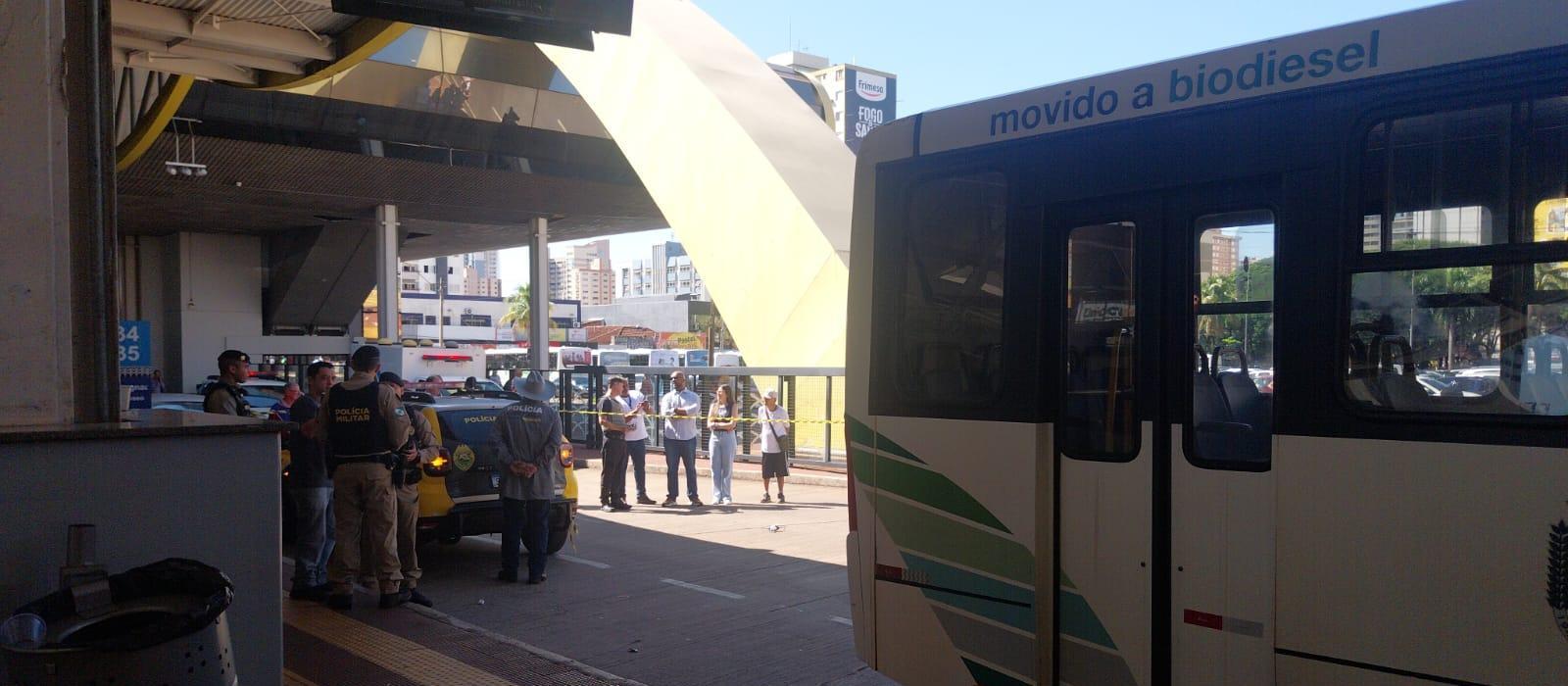Pedestre morre atropelada no Terminal Urbano