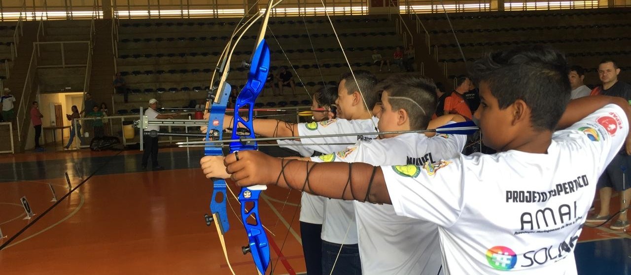 Maringá é sede de campeonato de tiro com arco