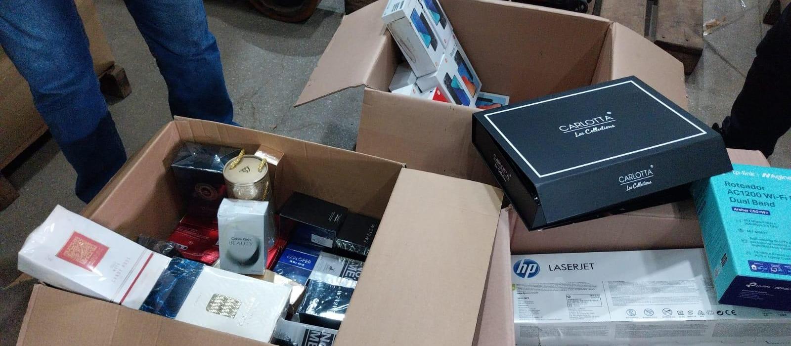 Apaes da região recebem mercadorias apreendidas pela Receita Federal