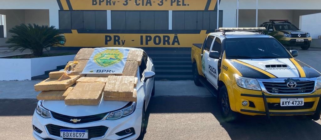 PRE recupera carro roubado em Maringá e apreende 188 kg de maconha