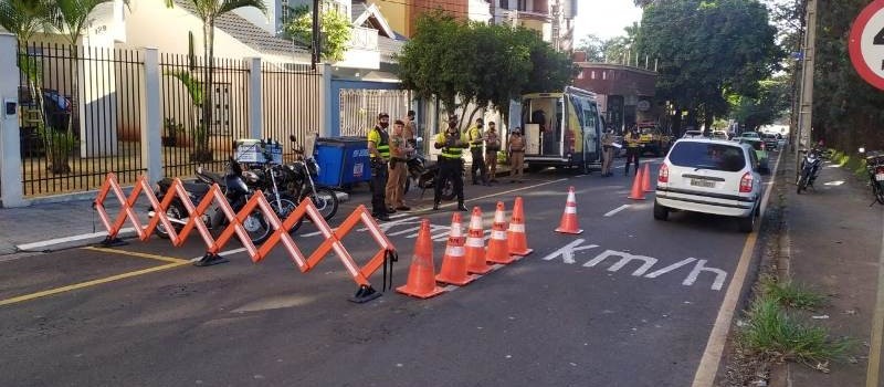 Motos com escapamento irregular são apreendidas em Maringá