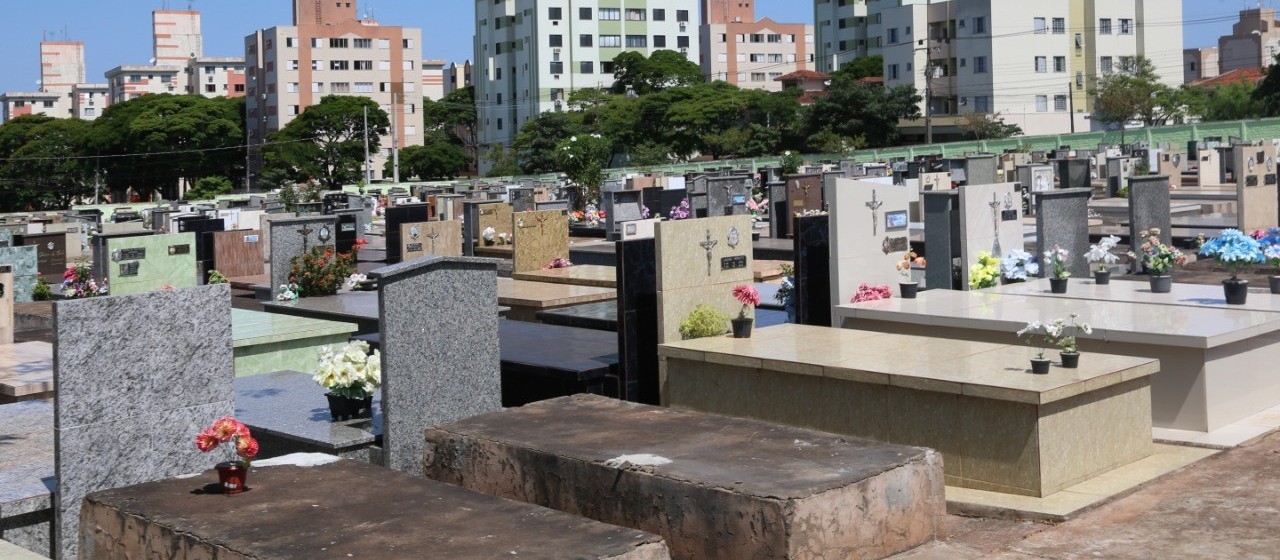 Prazo para reformar túmulos no cemitério encerra nessa terça (29)