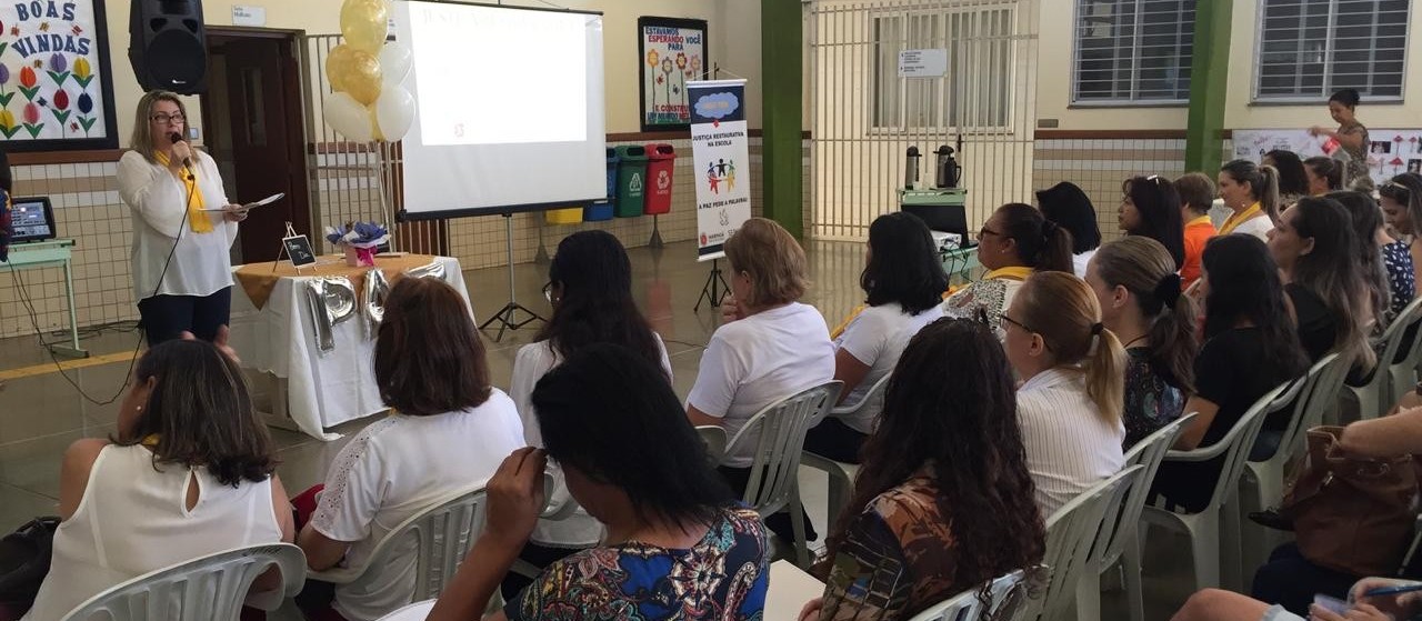 Educadores de Maringá são capacitados para combater violência