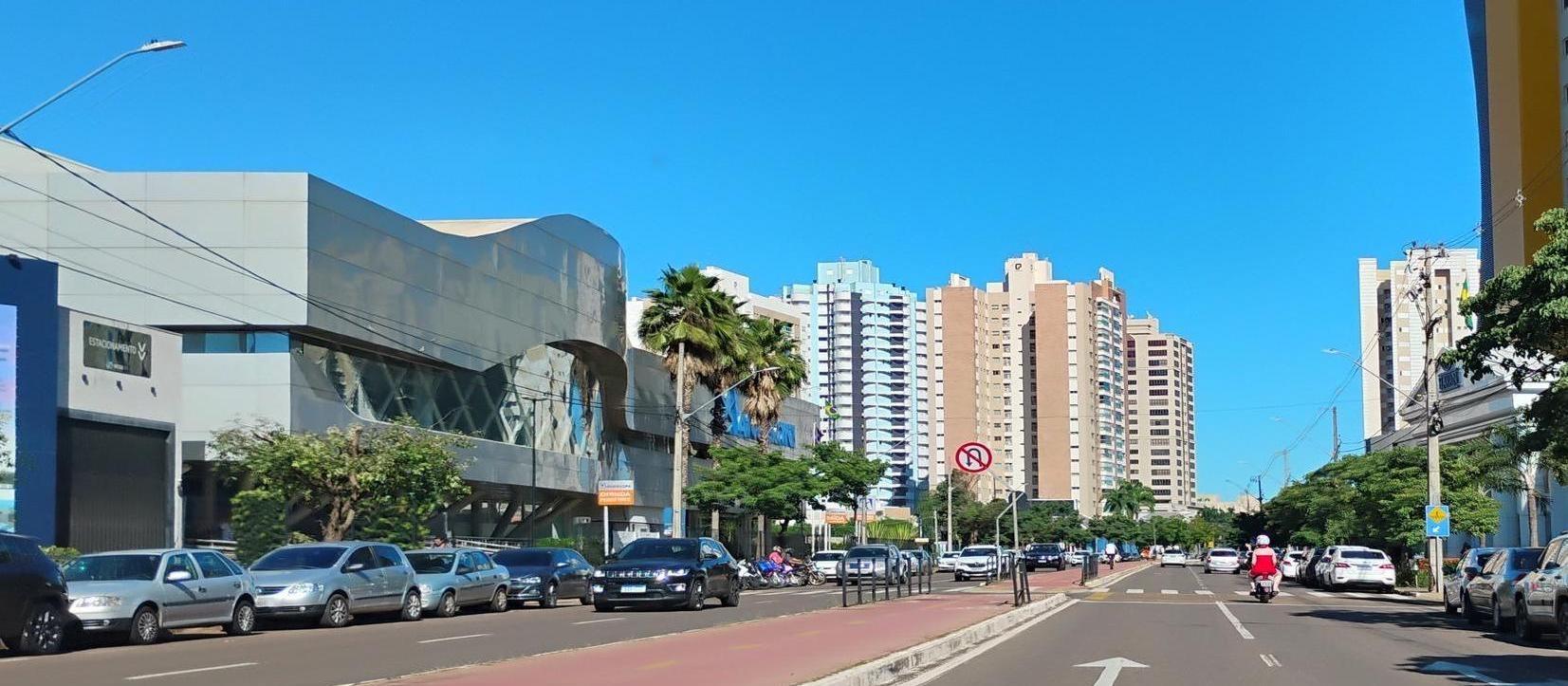 Segunda-feira (10) será de sol e calor à tarde em Maringá