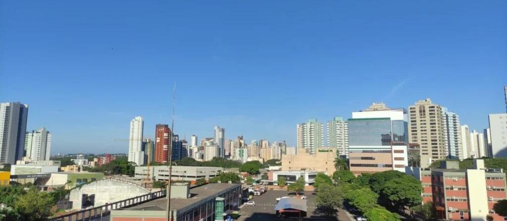 Dia será quente e de céu limpo neste sábado (22) em Maringá