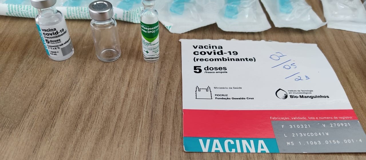 Falsa enfermeira é presa com doses da vacina contra a Covid-19 