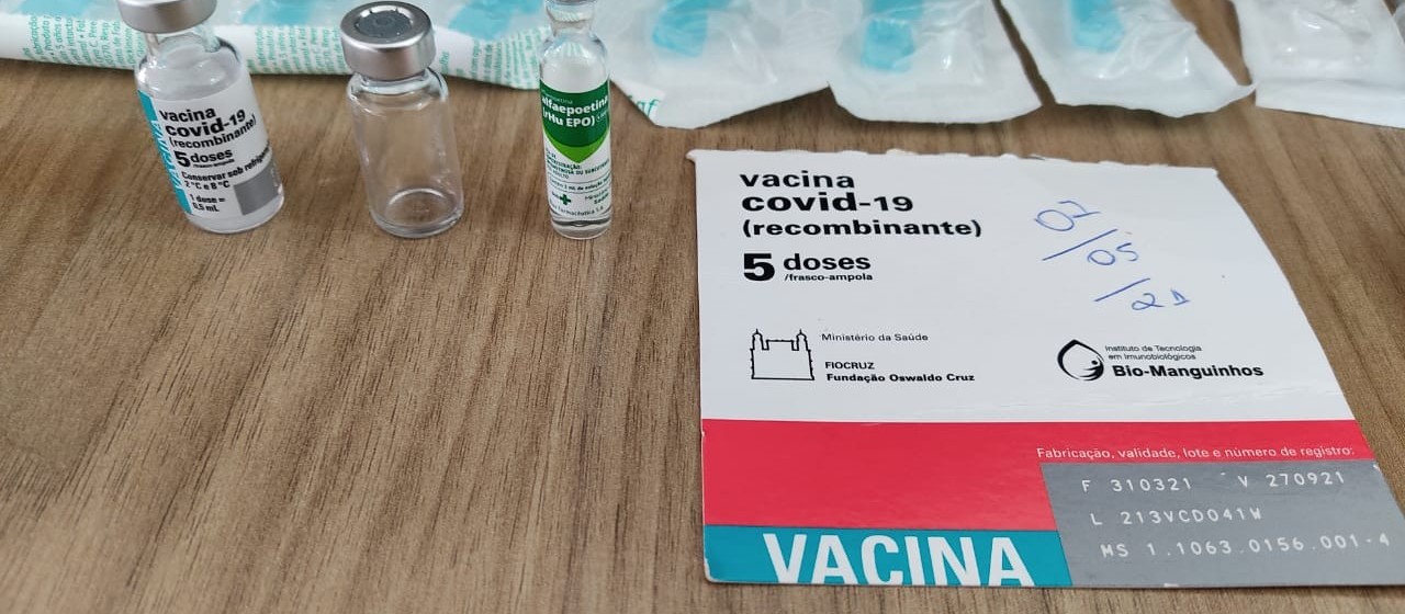 Falsa enfermeira é presa com doses da vacina contra a Covid-19 