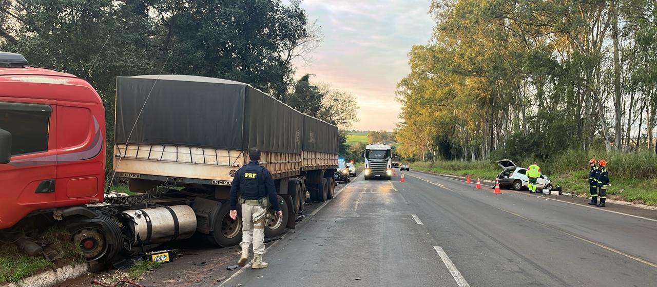 Duas pessoas morrem em acidente na BR-376