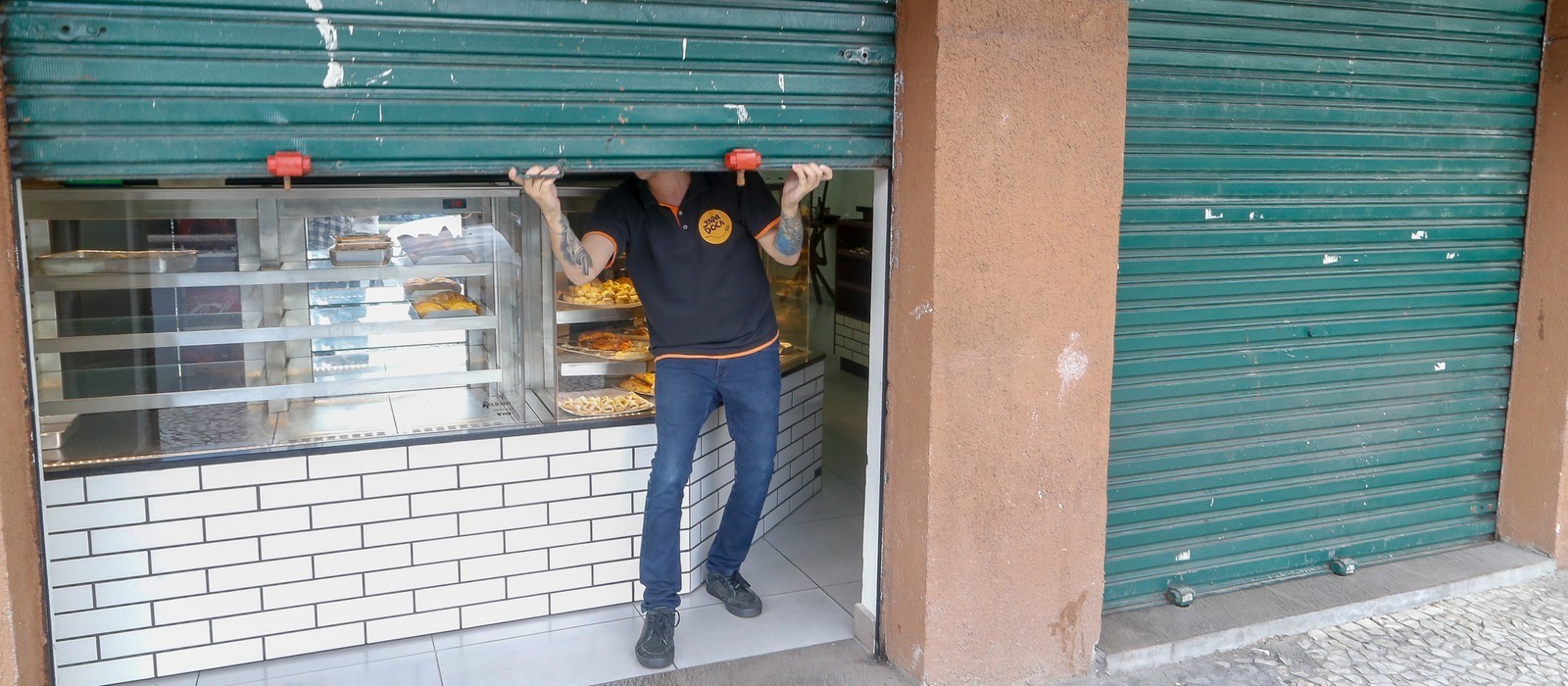 Decreto do Estado não obriga fechamento de açougues, padarias e mercearias