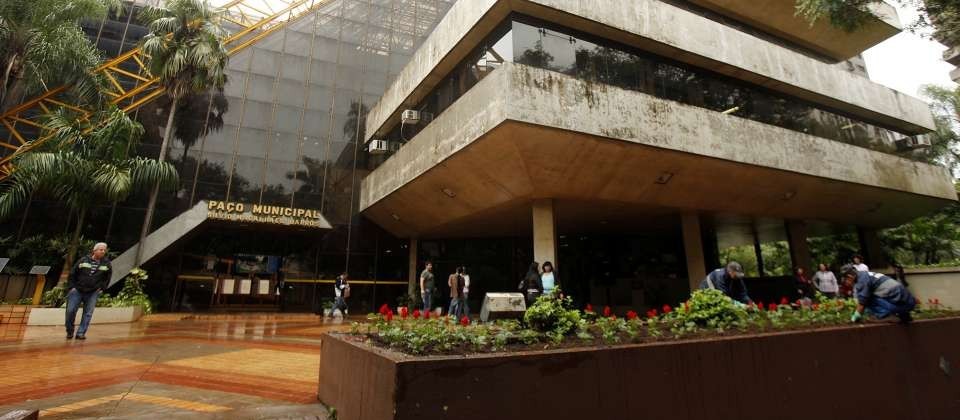 Banco de horas é suspenso pelo TCE