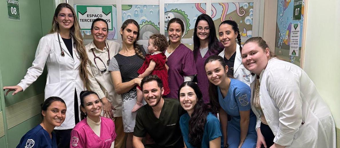 Criança  atacada por pitbull em Sarandi tem alta hospitalar