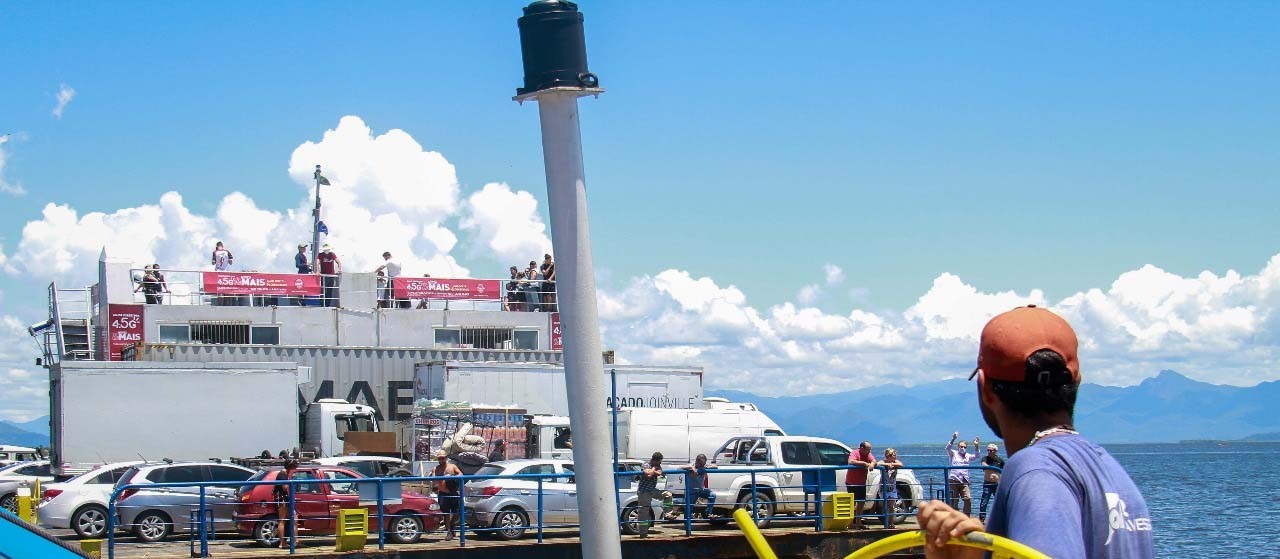 DER orienta viajantes que pretendem fazer a travessia de ferry boat no litoral 