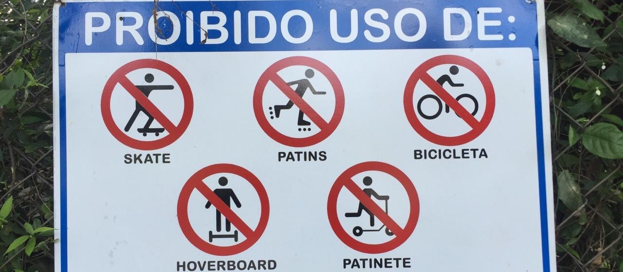 É proibido circular de bicicleta na pista emborrachada do Parque do lngá
