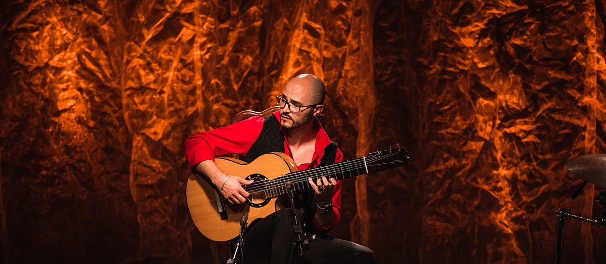 Do flamenco à música brasileira, violonista Diego Salvetti lança DVD