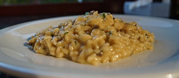 Risoto com ragu de cogumelos