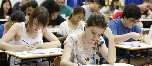 Sai gabarito provisório do vestibular de inverno da UEM