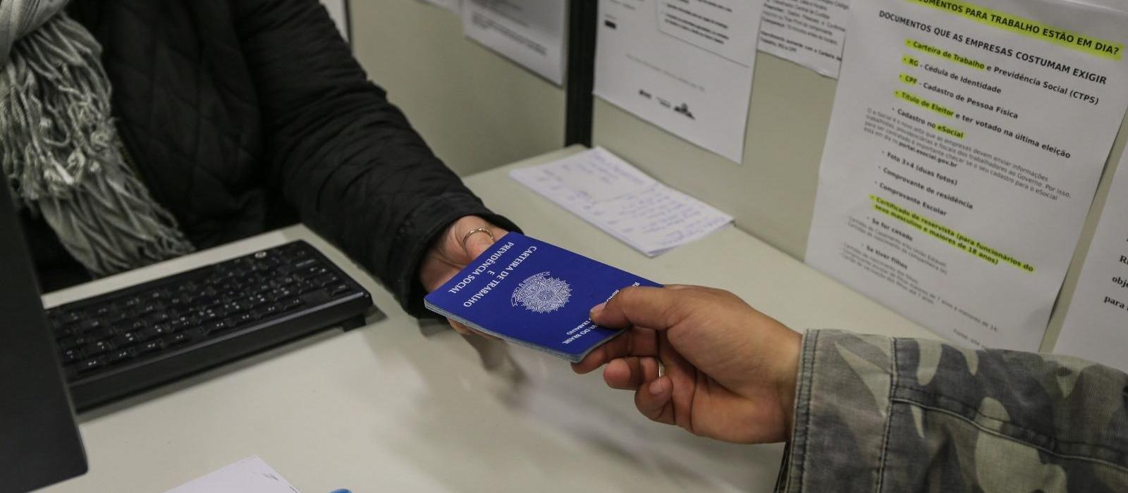 Confira as vagas abertas na Agência do Trabalhador nesta segunda (29)