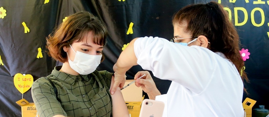 Veja como fica a vacinação contra Covid-19 em Maringá nesta quinta-feira (11)