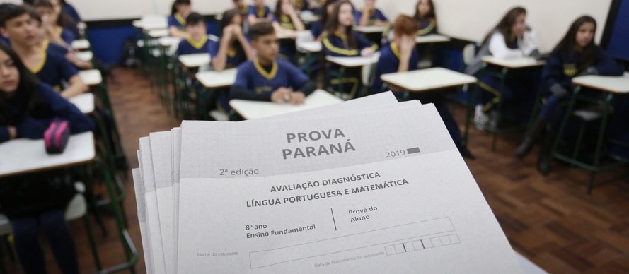 Secretaria de Educação explica erros