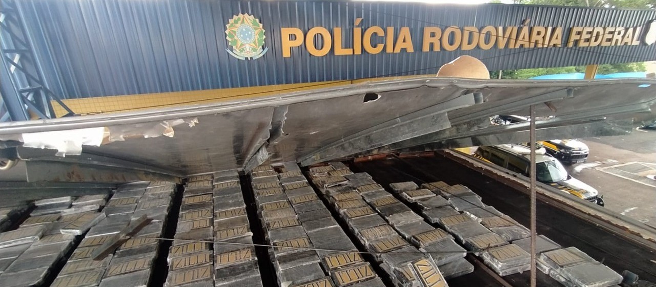 PRF realiza a maior apreensão de cocaína no Paraná; vídeo