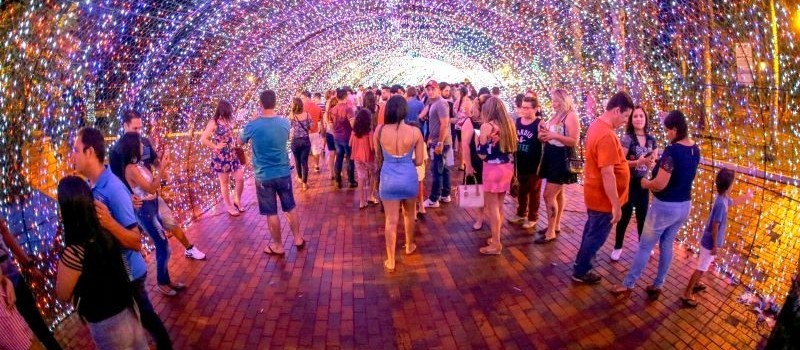 Natal: saiba as novidades do túnel de luz deste ano