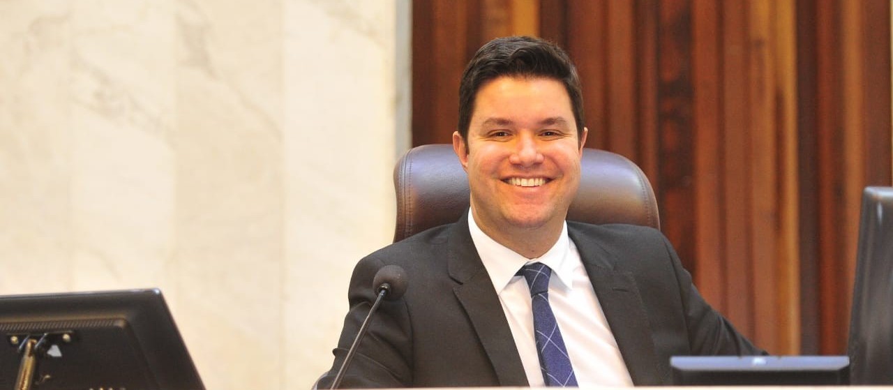 Deputado Guto Silva será chefe da Casa Civil