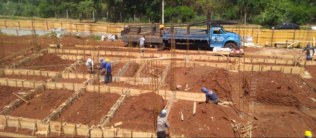 Prefeitura embarga obra do Estado após protesto de moradores