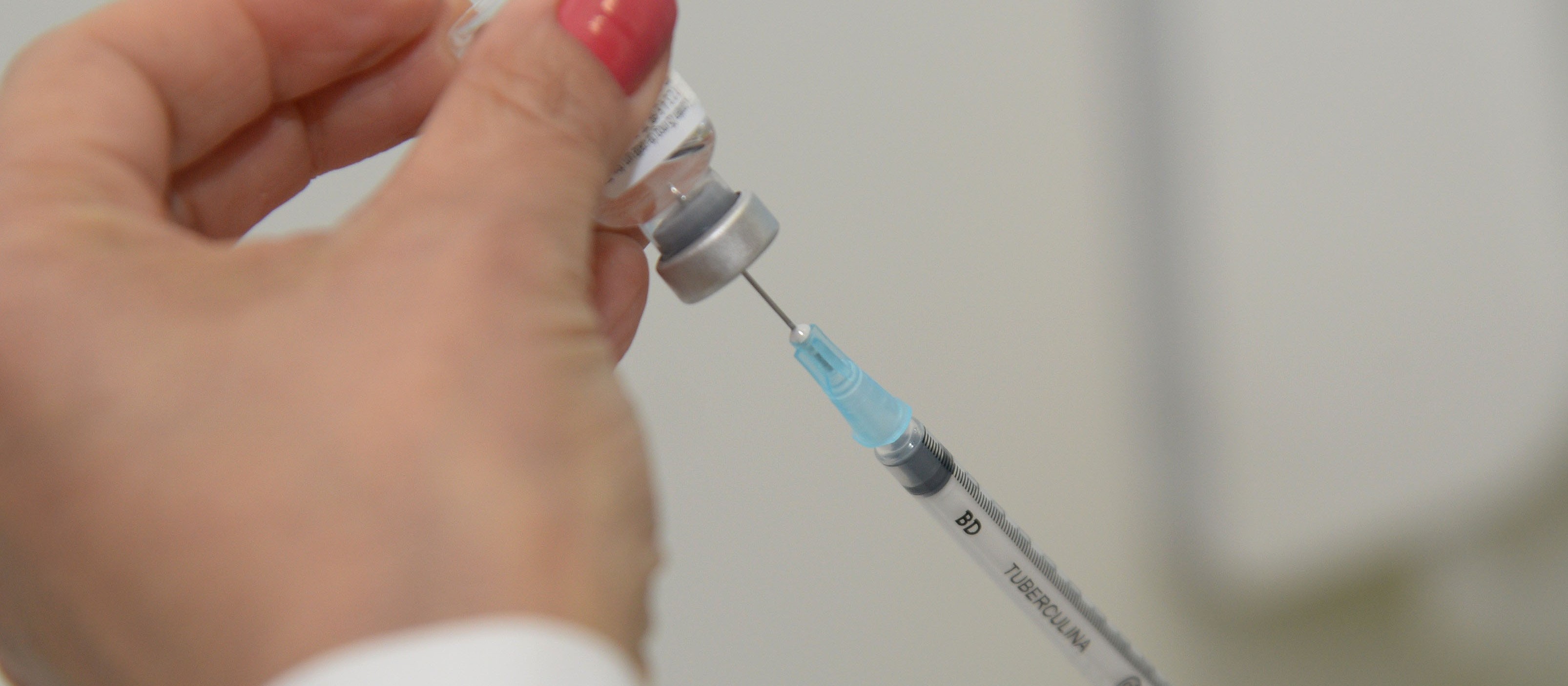 Campanha de vacinação contra gripe inicia no dia 23