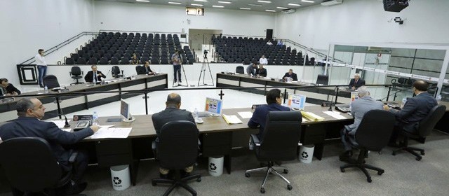 Reunião entre Executivo e Legislativo deve ser agendada para esta quarta-feira (8)