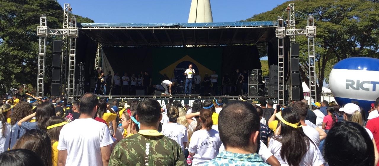 “Marcha para Jesus” mobiliza cristãos em Maringá