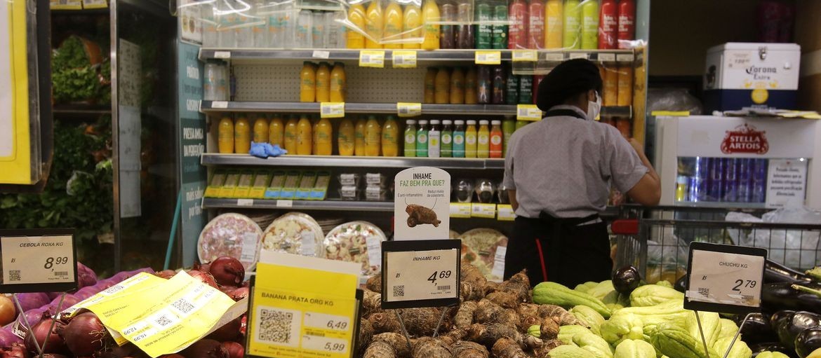 Liminar autoriza supermercado de Maringá abrir nos dias 2, 3 e 4 de abril