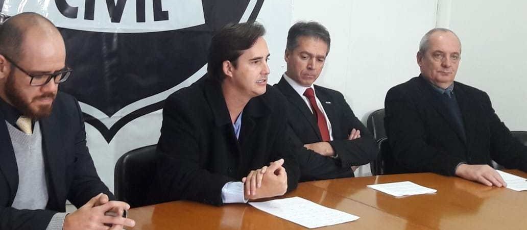 Médico de Maringá é alvo de operação