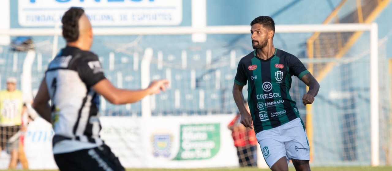 Maringá FC vence jogando fora de casa e entra no G4