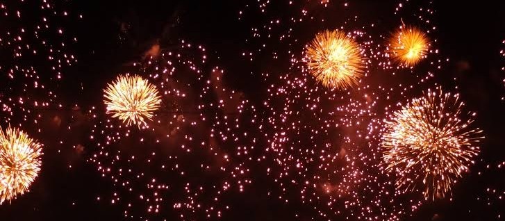 Prefeitura abre licitação para compra de fogos de artifícios, mas vereadores aprovam proibição