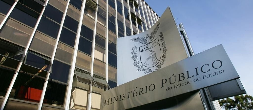 Defesa de professor de yoga suspeito de abuso diz que as acusações contra ele são infundadas