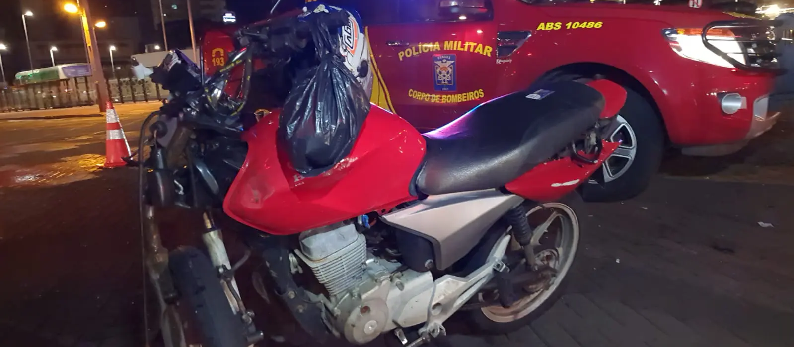 Motociclista tem traumatismo craniano em acidente na região central de Maringá