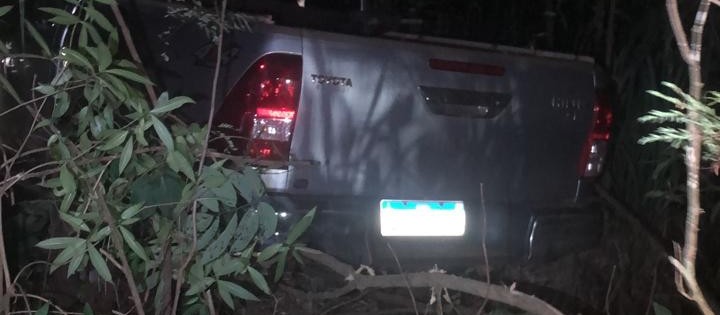 Dupla é flagrada praticando roubo à mão armada em Floresta