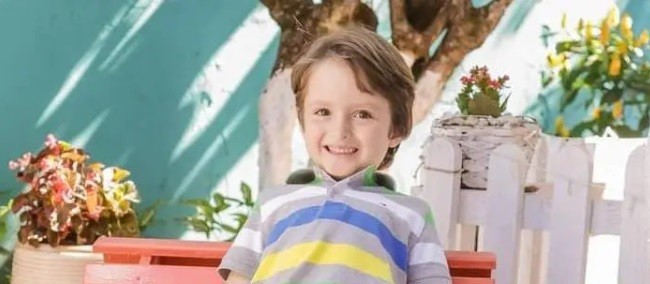 Criança de 6 anos morre soterrada por milho