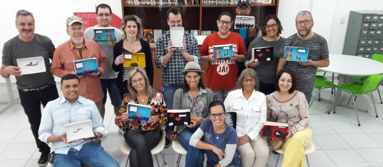 Clube de Leitura Maringá comemora 13 anos