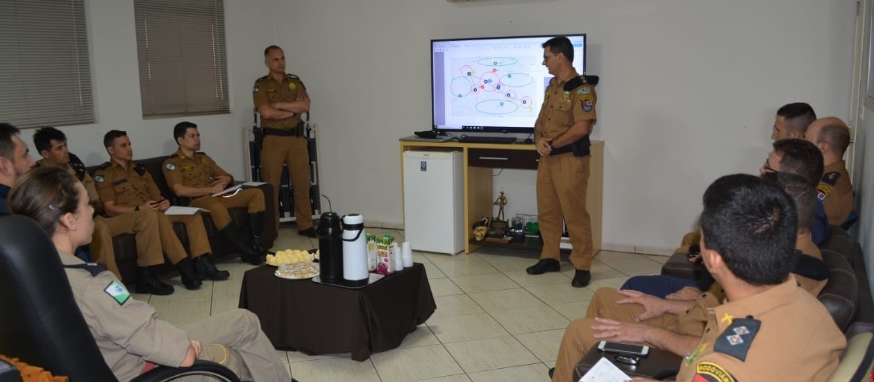 Policiamento ostensivo a pé começa na abertura noturna do comércio