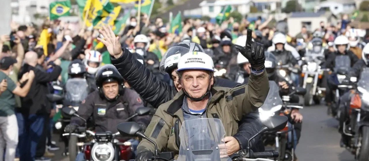 Presidente Jair Bolsonaro deve participar de motociata em Maringá