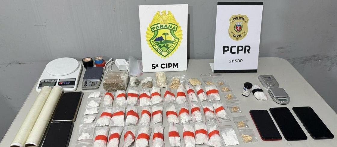 Polícia encontra drogas em beiral de residência durante operação integrada