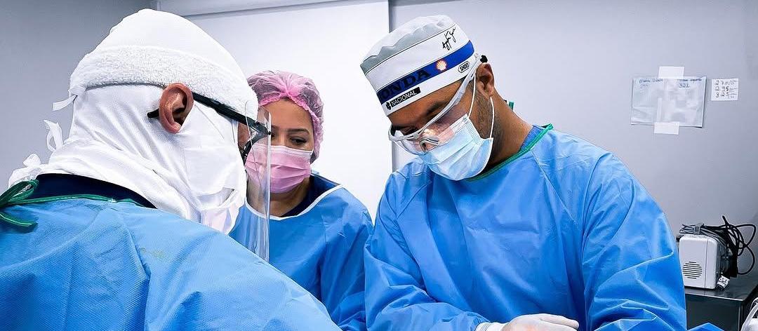 Cirurgia em paciente com gigantomastia retira mais de 10 kg de mama em Maringá