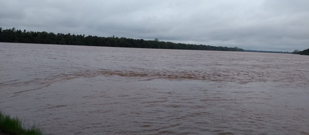 Chuva dá trégua, mas monitoramento do Rio Ivaí continua