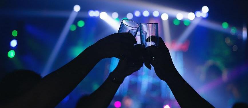 Consumo de álcool em excesso no carnaval prejudica saúde vascular