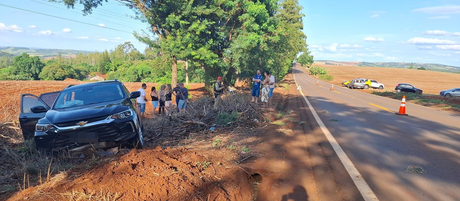 Idoso morre e duas pessoas ficam feridas em acidente na PR-082