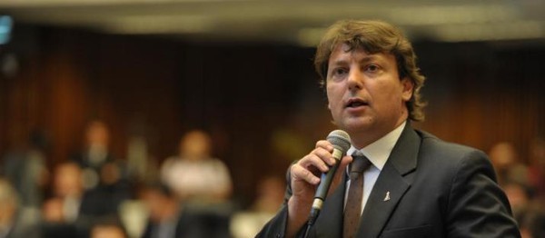 MDB tem força e aposta na terceira via