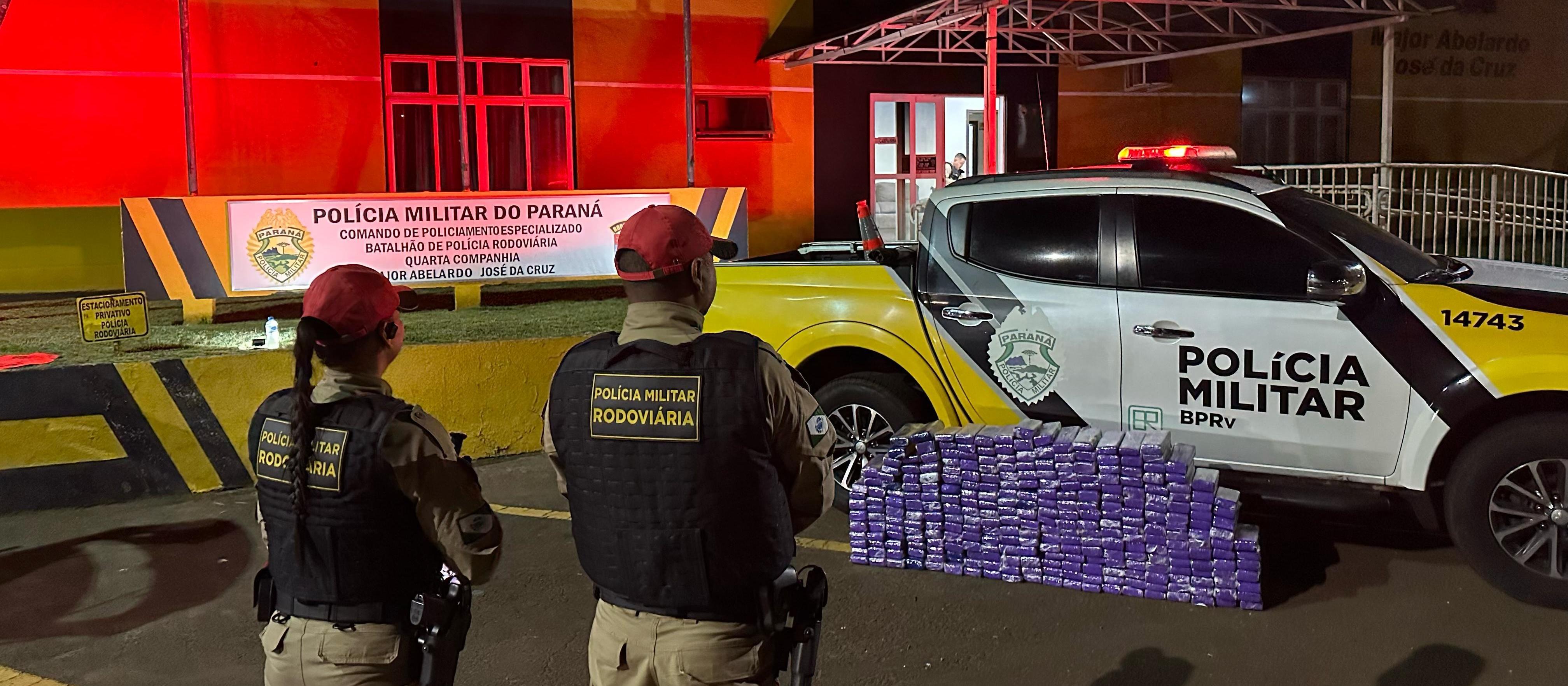 Quatro pessoas são presas em duas abordagens da Polícia Rodoviária