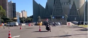 Semob oferece treinamento gratuito de pilotagem defensiva à motociclistas