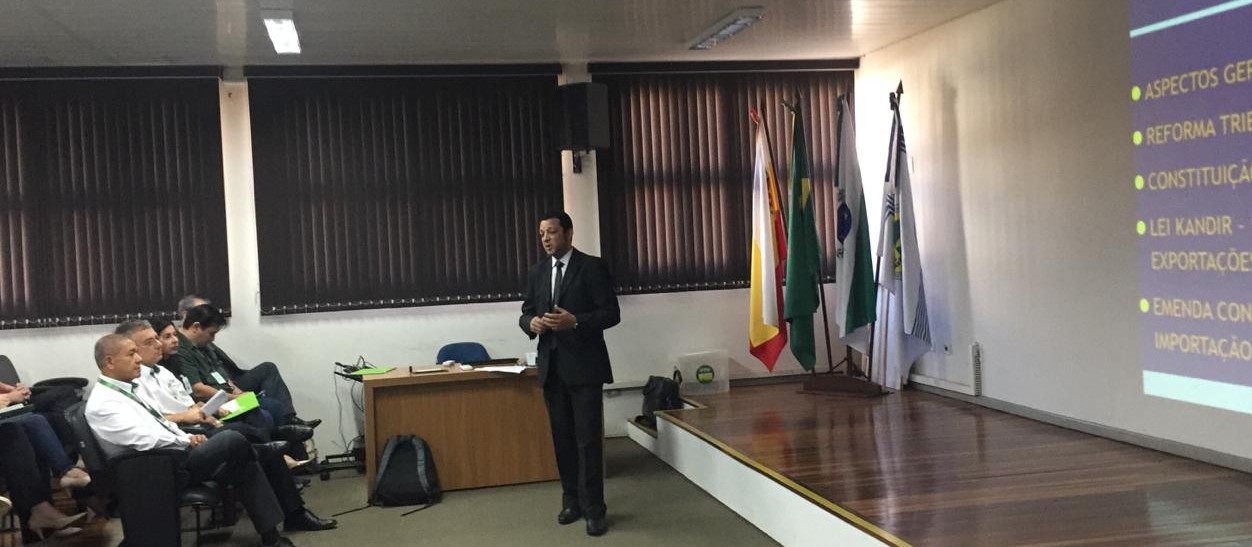 Ocepar promove debate sobre propostas de reforma tributária